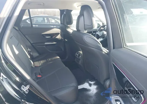 2025 Mercedes-Benz Glc 350E 4Matic z USA, uszkodzony, nr VIN W1NKM5GB5SF247296